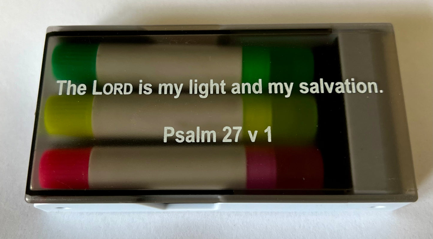 3 x Wax Crayon Bible Highlighters boxed (VM7)